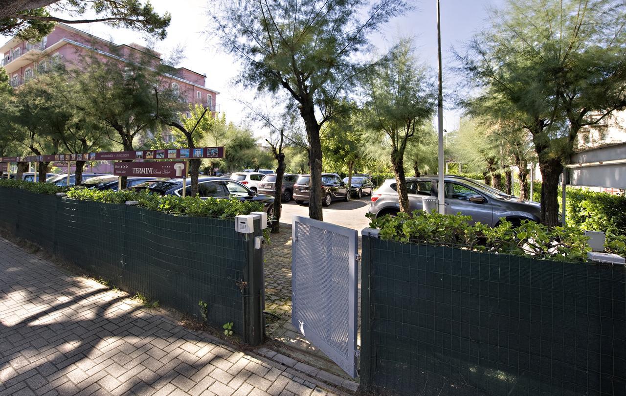 Ruhl Beach Hotel & Suites Lido di Jesolo Exterior photo