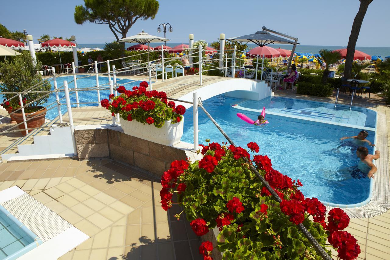 Ruhl Beach Hotel & Suites Lido di Jesolo Exterior photo